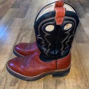 Boulet Round Toe Cowboy Boots